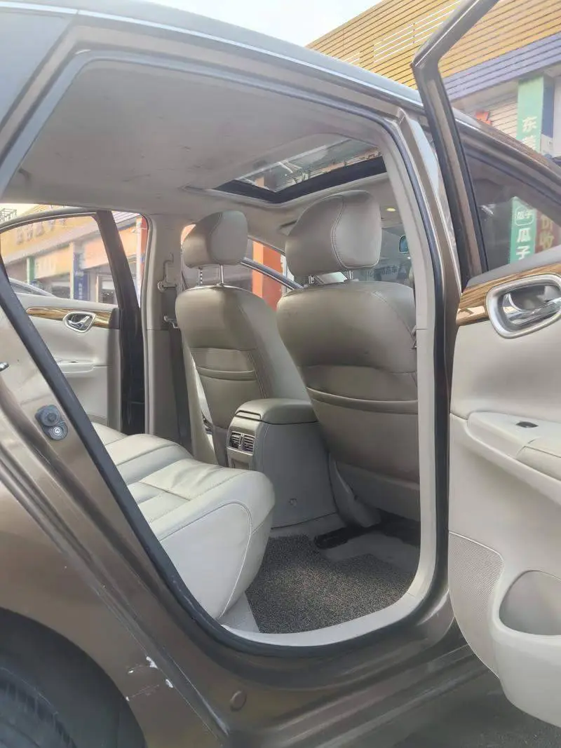Sylphy 2014 1.6XV CVT Premium Edition — 8
