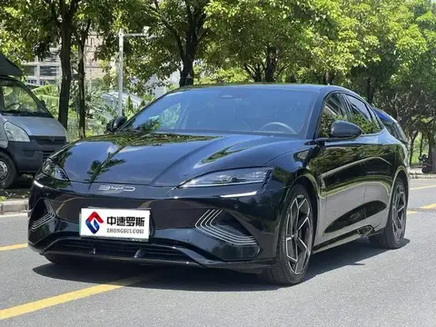 seal 2022 700km long-range rear-wheel drive version