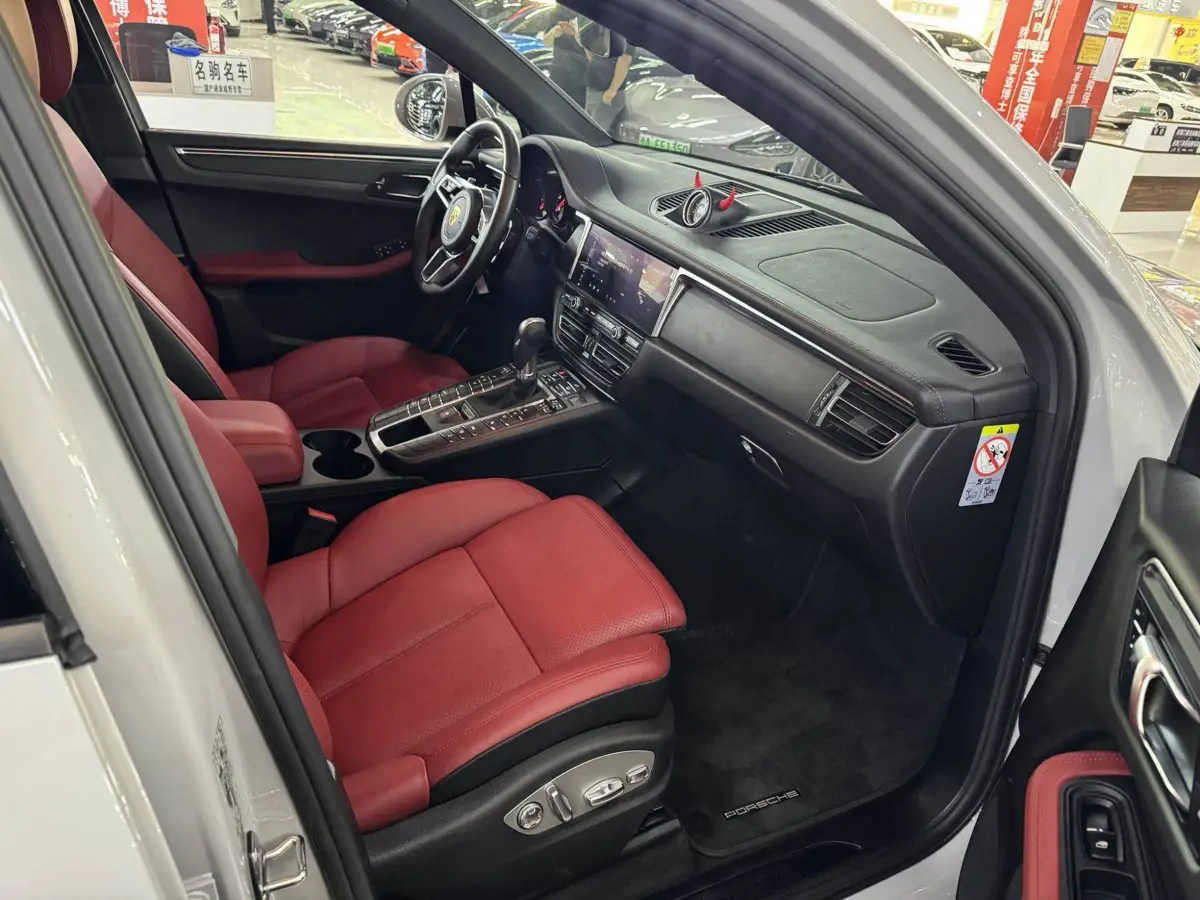 Macan 2021 Macan 2.0T — 9