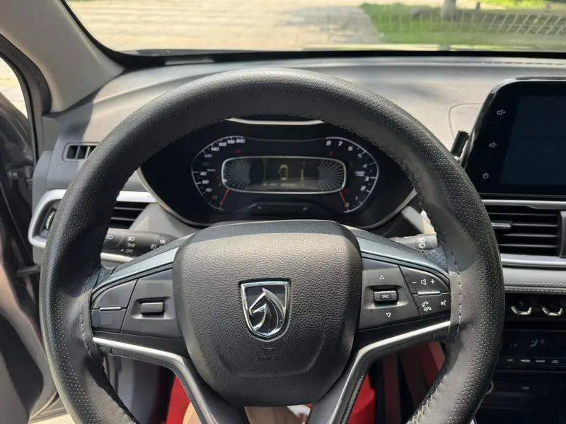 Baojun 510 2017 1.5L Manual Luxury Model — 11
