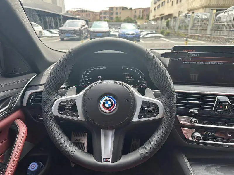 BMW 5 Series 2021 530Li Leading M Sport Package — 13