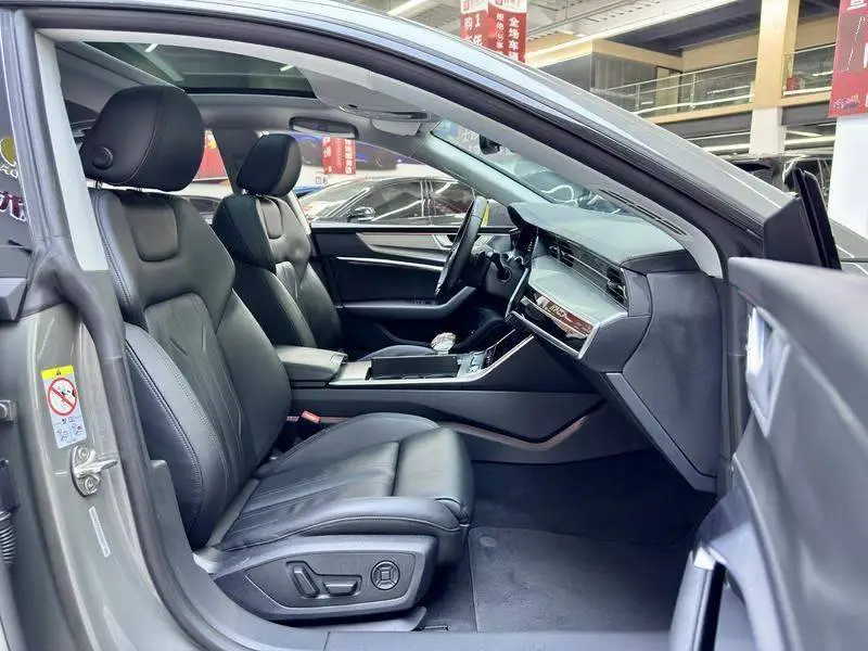 Audi A7 2022 45 TFSI Premium Edition — 13