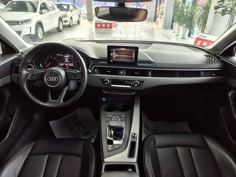 Audi A4L 2019 40 TFSI Progressive National VI — 8