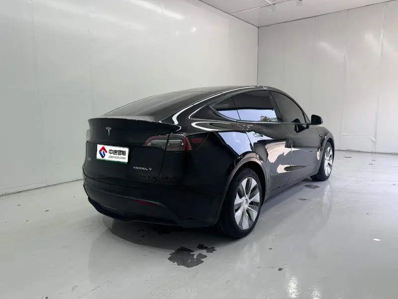 Model Y 2022 facelifted rear-wheel drive version — 6