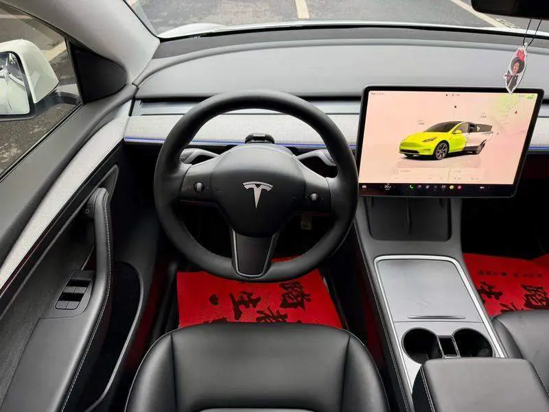 Model Y 2023 rear-wheel drive version — 10