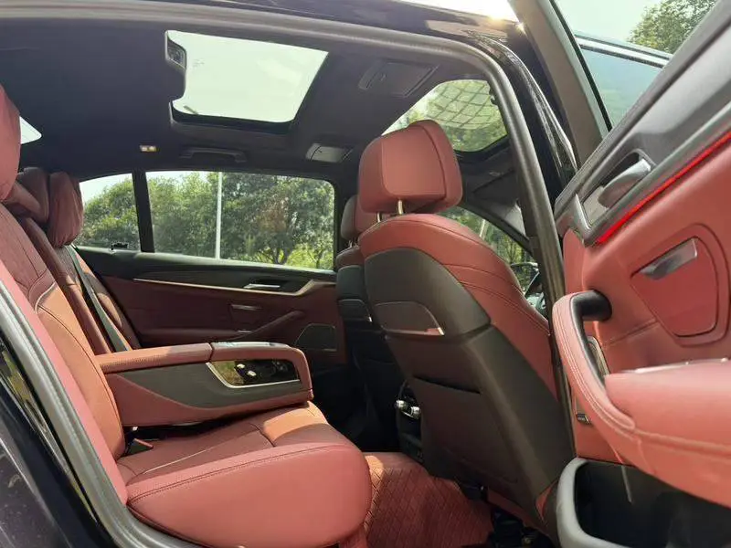 BMW 5 Series 2023 530Li Premium M Sport Package — 9