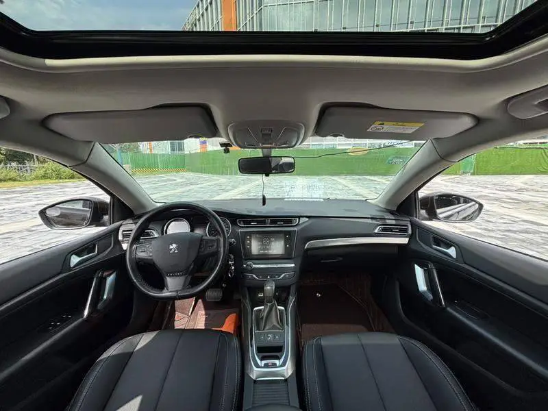 Peugeot 408 2015 1.2T Automatic Glory Edition — 17