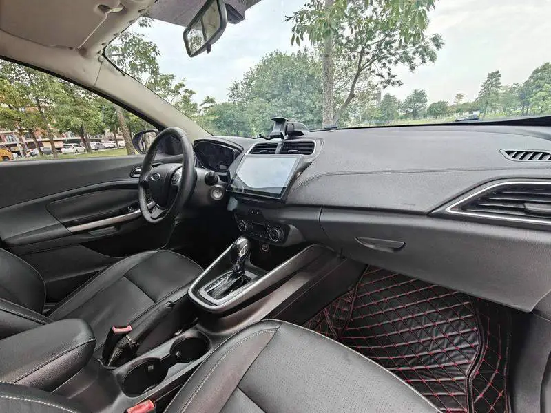 Furis 2015 1.5L Automatic Fashion Model — 11