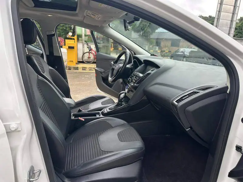 Fox 2017 Sedan 1.6L Automatic Fashion Smart Edition — 14