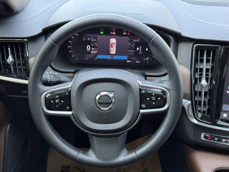 Volvo S90 2023 B5 Zhiyuan Deluxe Edition — 12