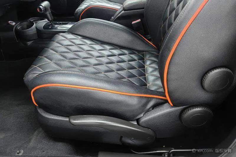 Beetle 2010 2.0 BlackOrange Comfort Edition — 18