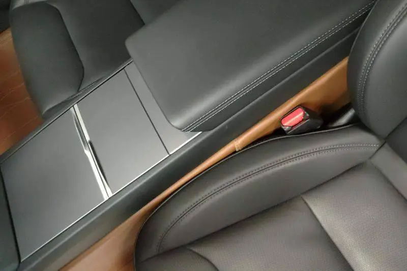 Model 3 2023 rear-wheel drive version — 10