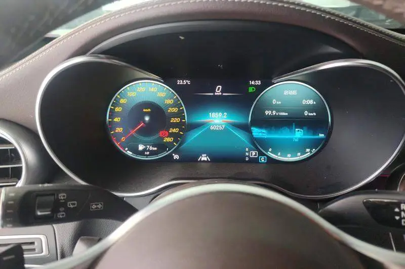 Mercedes-Benz GLC 2021 GLC 300 L 4MATIC Dynamic — 14