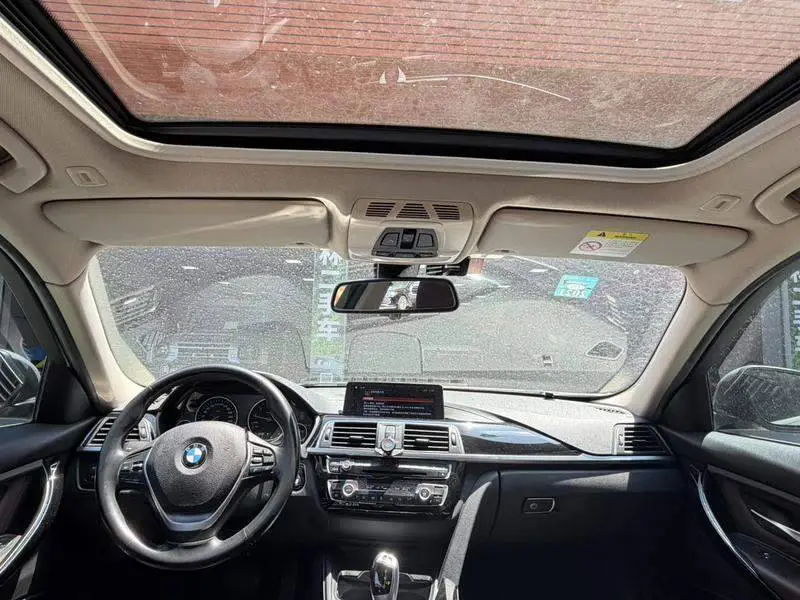 BMW 3 Series 2019 320Li Fashion Edition — 13