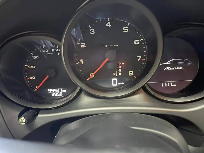 Macan 2018 Macan 2.0T — 8
