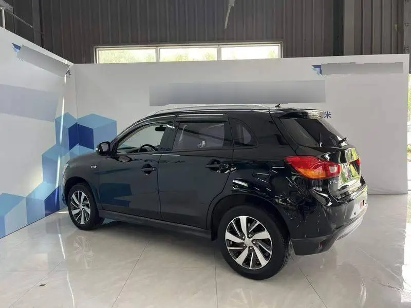 ASX 2018 2.0L CVT 2WD Premium Edition — 3