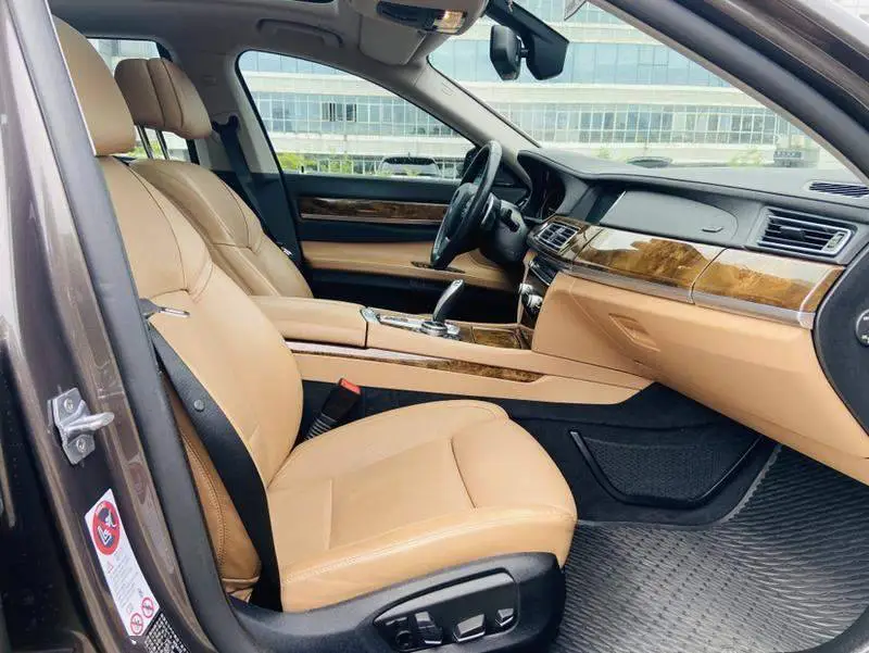 BMW 7 Series 2013 730Li Luxury — 20
