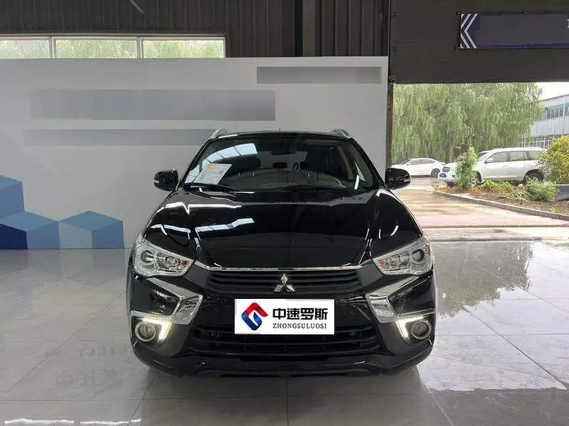 ASX 2018 2.0L CVT 2WD Premium Edition — 2