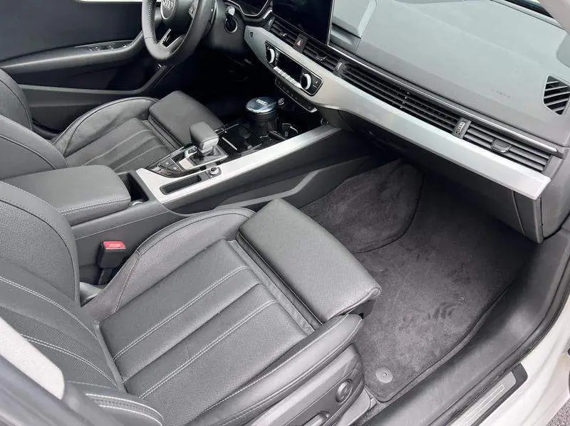 Audi A4L 2022 40 TFSI Stylish and Dynamic — 10
