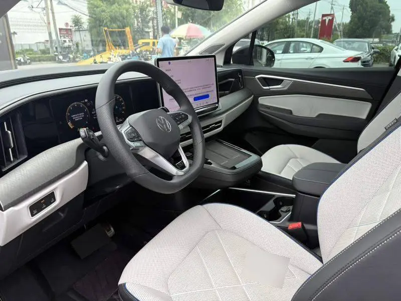 Lanjing 2026 450TSI AWD Flagship 6-Seater — 7