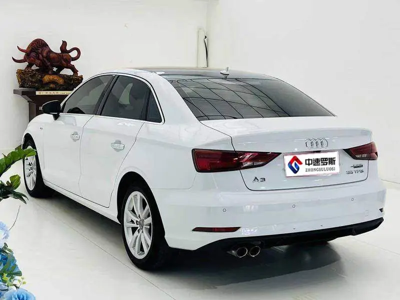Audi A3 2016 Limousine 35 TFSI Progressive — 4