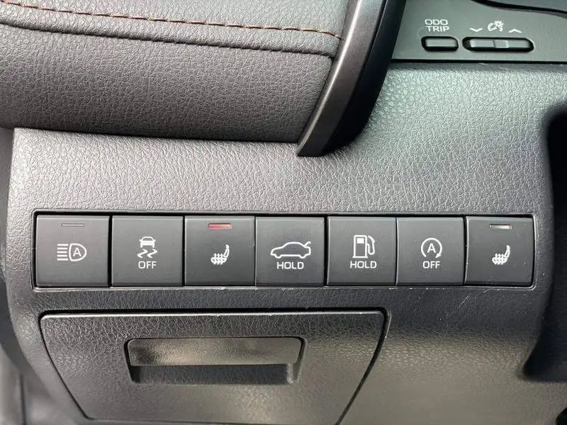 Camry 2021 2.5G Deluxe Edition — 10