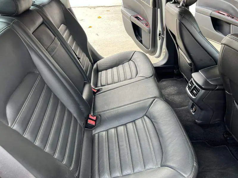 Mondeo 2013 2.0L GTDi200 Luxury Model — 8