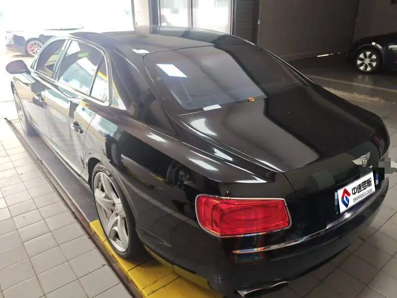 Flying 2014 4.0T V8 Premium Edition — 4