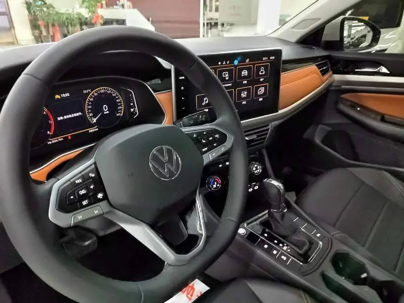 Bora 2023 200TSI DSG Free Edition — 13