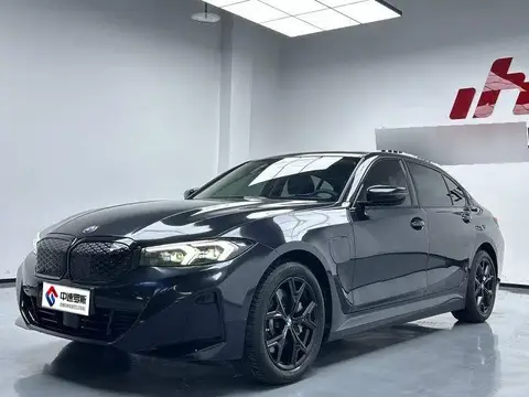 BMW i3 2025 eDrive 35 L