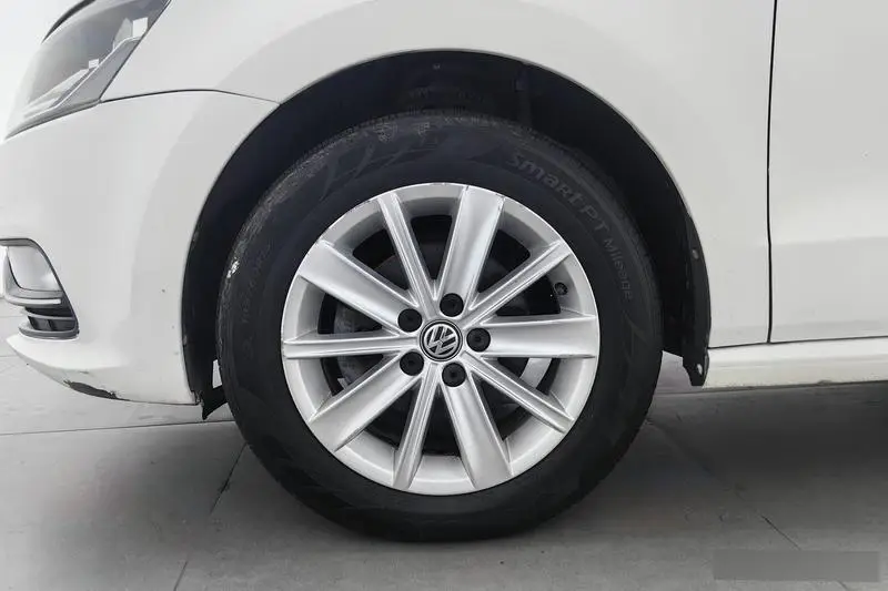 Polo 2014 1.6L Automatic Comfort Edition — 9
