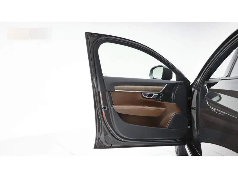Volvo V90 2025 Cross Country B5 AWD Zhiyuan Edition — 9