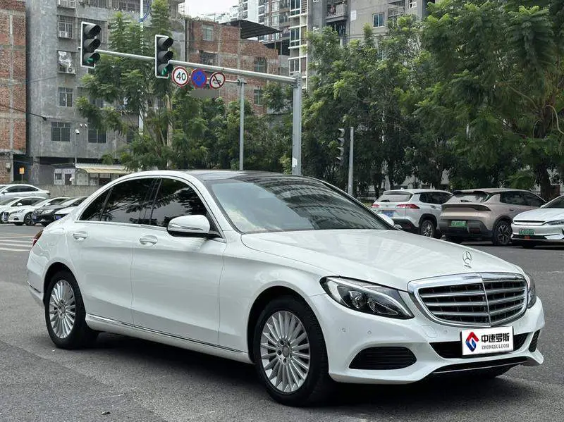 Mercedes-Benz C-Class 2015 facelifted C 200 L — 3