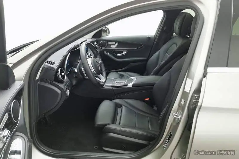 Mercedes-Benz C-Class 2020 C 260 L Sports Edition — 17