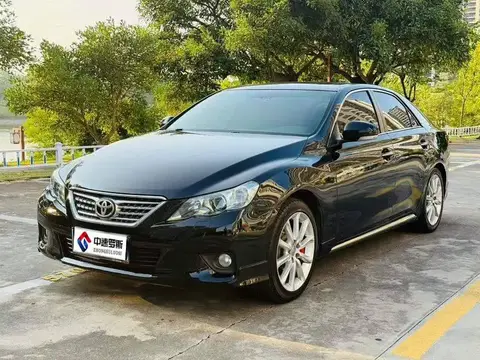 Reiz 2010 2.5V Elite Edition