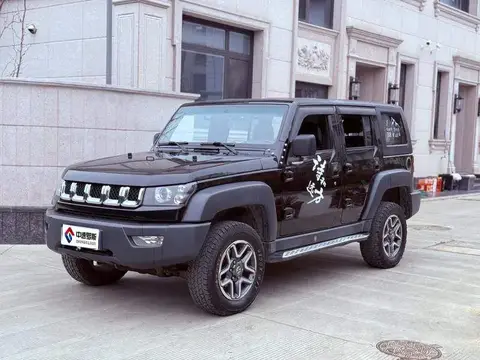 Beijing BJ40 2016 40L 2.3T Automatic 4WD Premium Edition