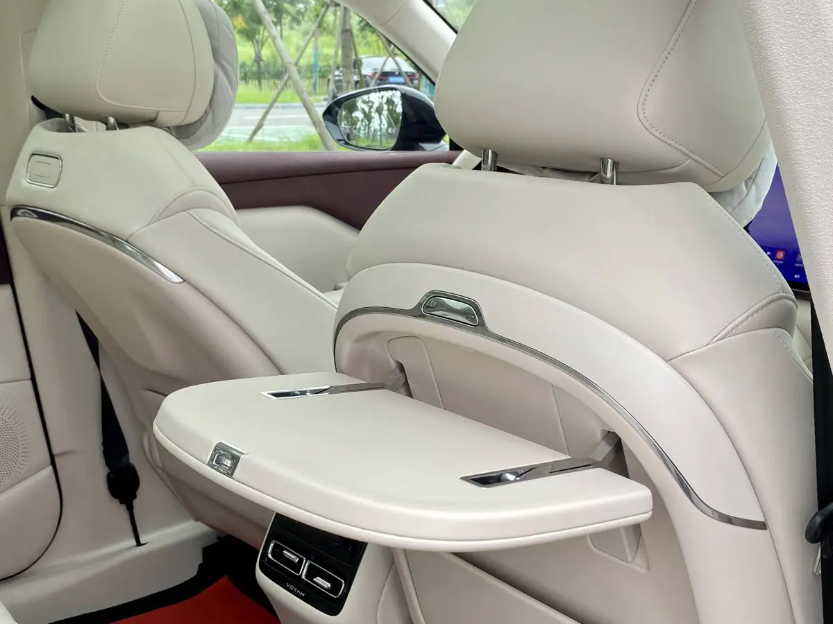 Lantu Zhiyin 2025 Four-Wheel Drive Qiankun Edition — 26
