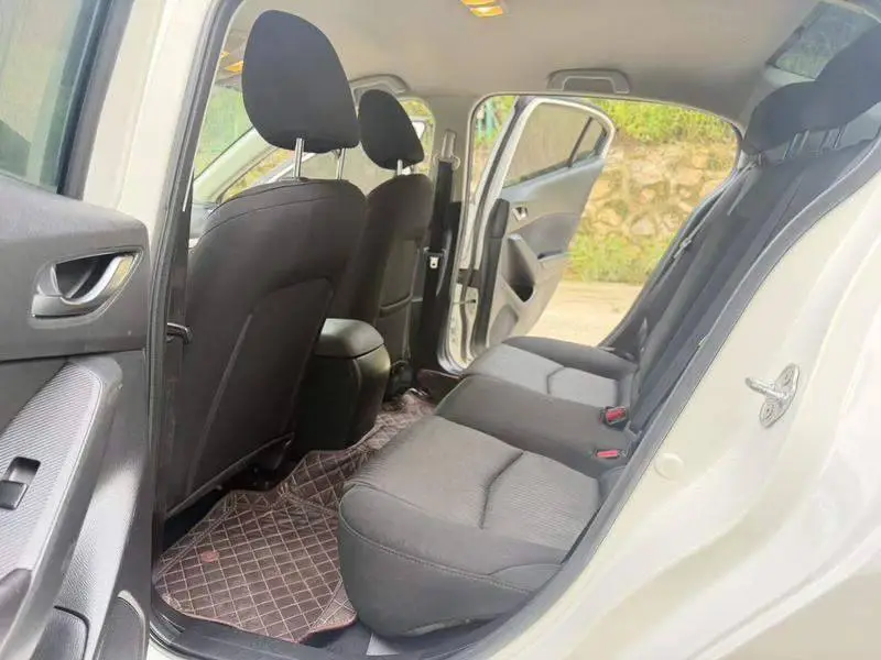 Mazda 3 Angkesaila 2014 Sedan 1.5L Automatic Comfort — 9