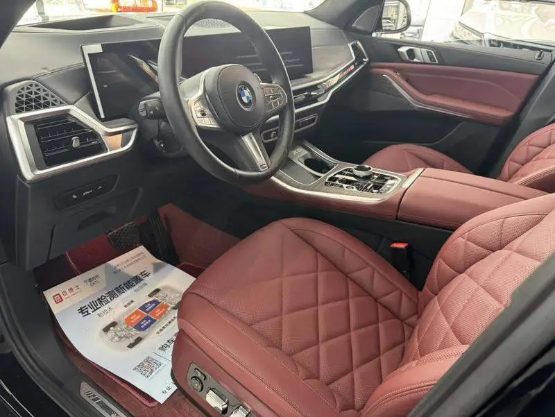 BMW X5 2025 xDrive 40Li M Sport Night Package — 11