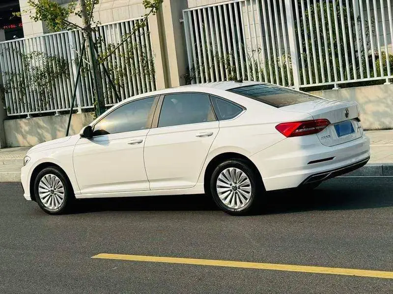 Lavida 2019 1.5L Automatic Vision Edition National VI — 3