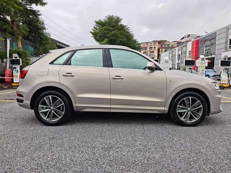 Audi Q3 2018 30th Anniversary Model 35 TFSI Sports — 8