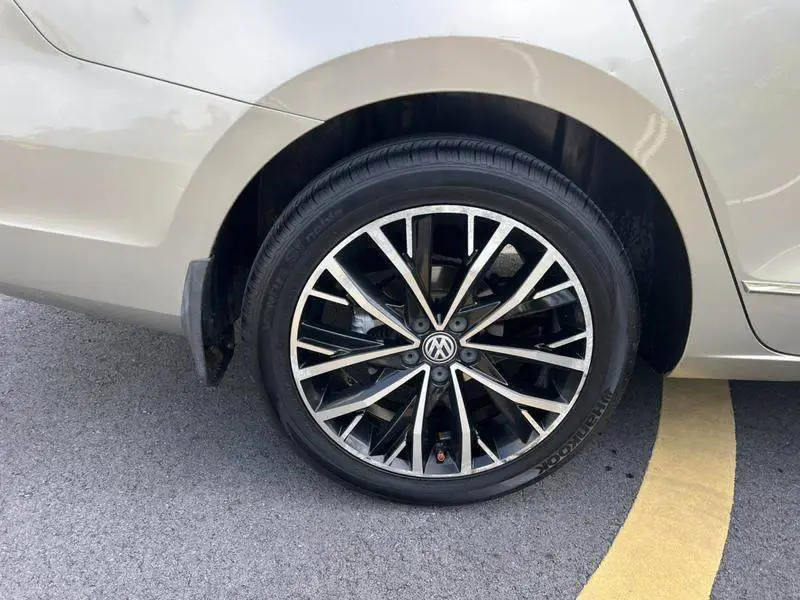 Bora 2018 1.5L Automatic Comfort — 12