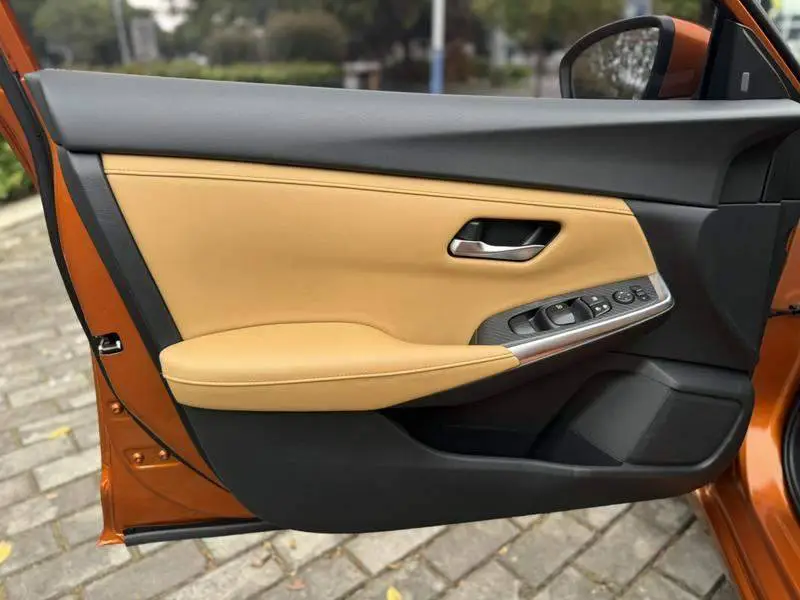 Sylphy 2020 1.6L TOP CVT Luxury Edition — 9