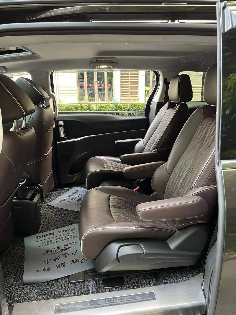 Buick GL8 2021 Land Business Class 652T Comfort — 7