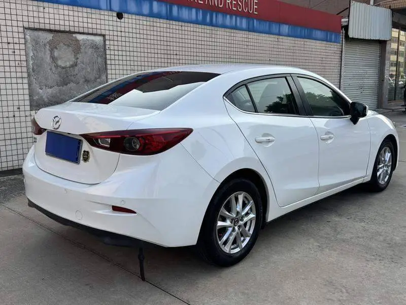 Mazda 3 Angkesaila 2014 Sedan 1.5L Automatic Comfort — 6