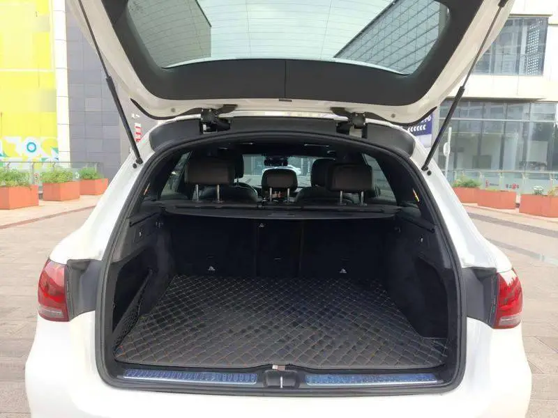 Mercedes-Benz GLC 2020 GLC 300 L 4MATIC Dynamic — 19