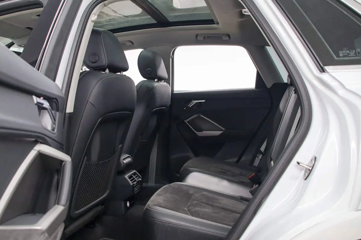 Audi Q3 2022 35 TFSI Progressive Dynamic Edition — 13