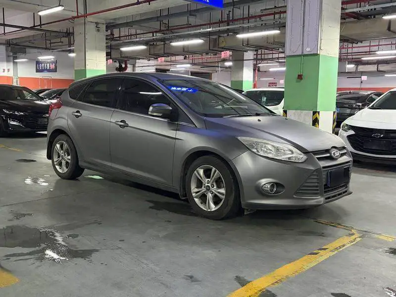 Fox 2012 Sedan 1.6L Automatic Comfort — 3