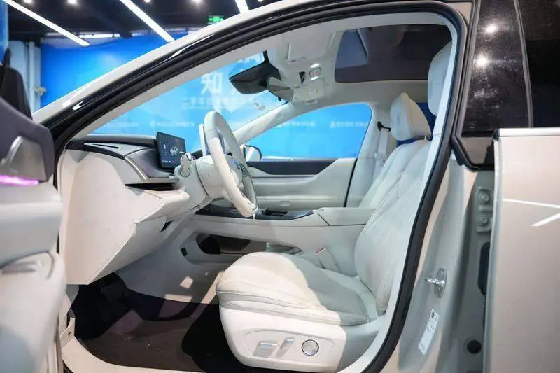Buick L7 2025 Avenir — 20