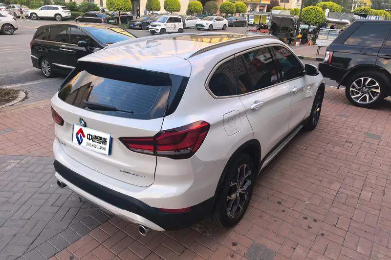 BMW X1 2021 sDrive20Li Premium Edition — 3
